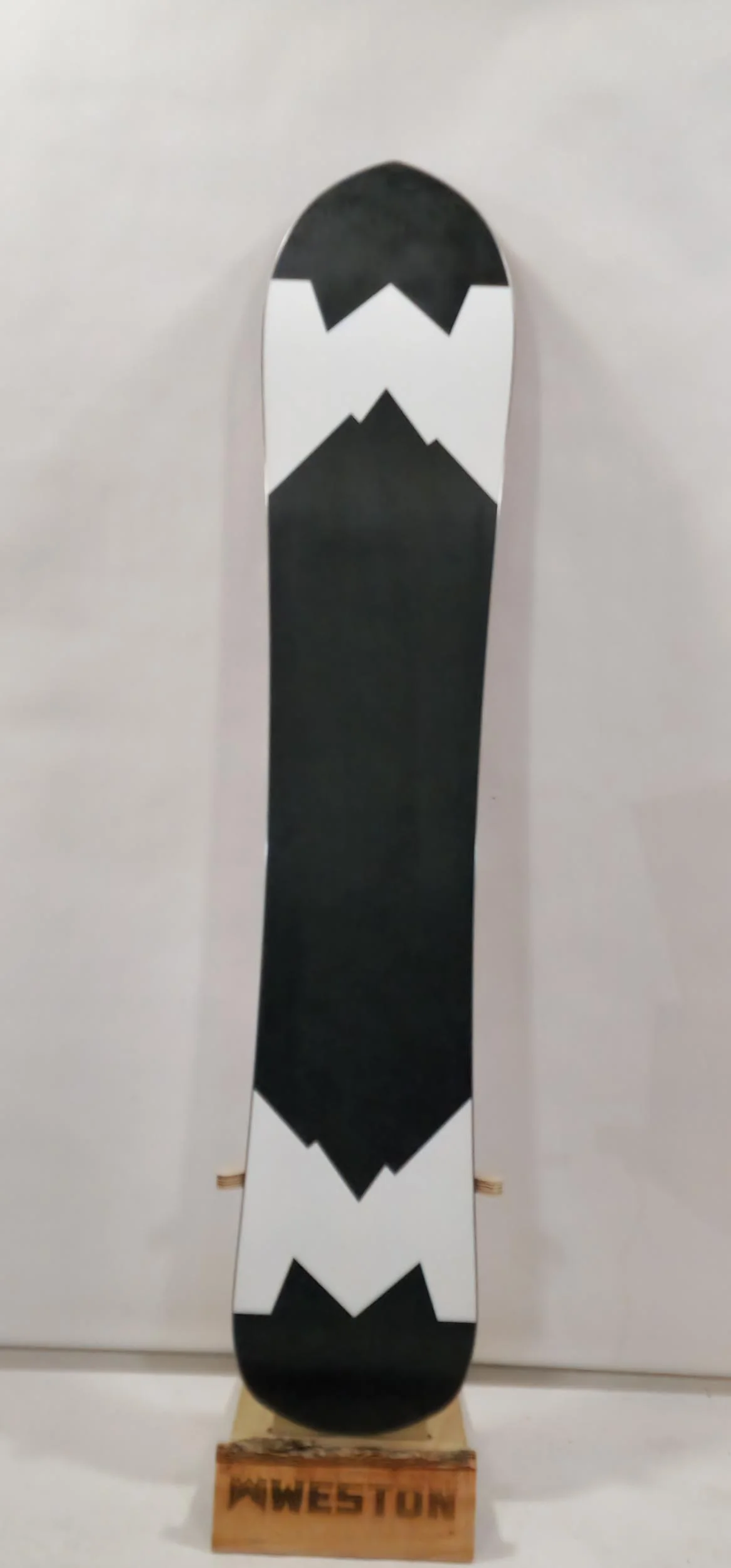 #270 25/26 Backwoods Snowboard Demo 157 Excellent - Image 3