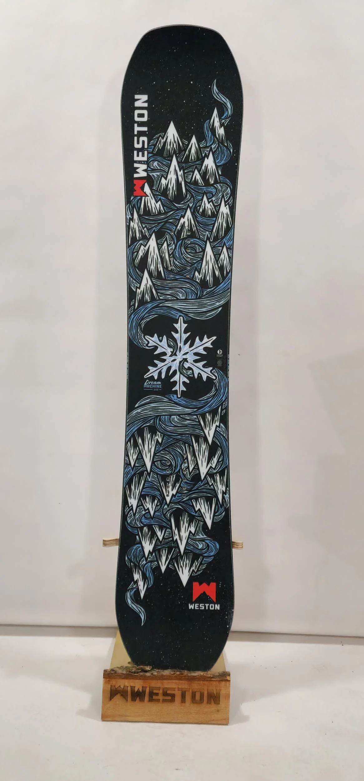 #275 Dream Machine Snowboard Demo 152 Great Condition - Image 2