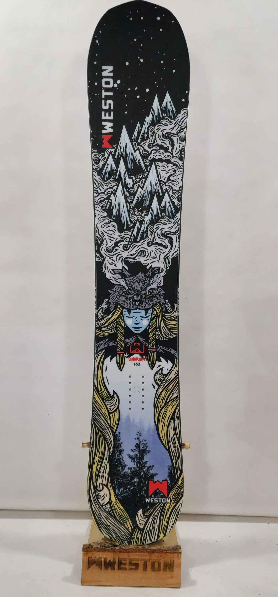 #278 Gnarnia Snowboard Demo 162 Like New - Image 2