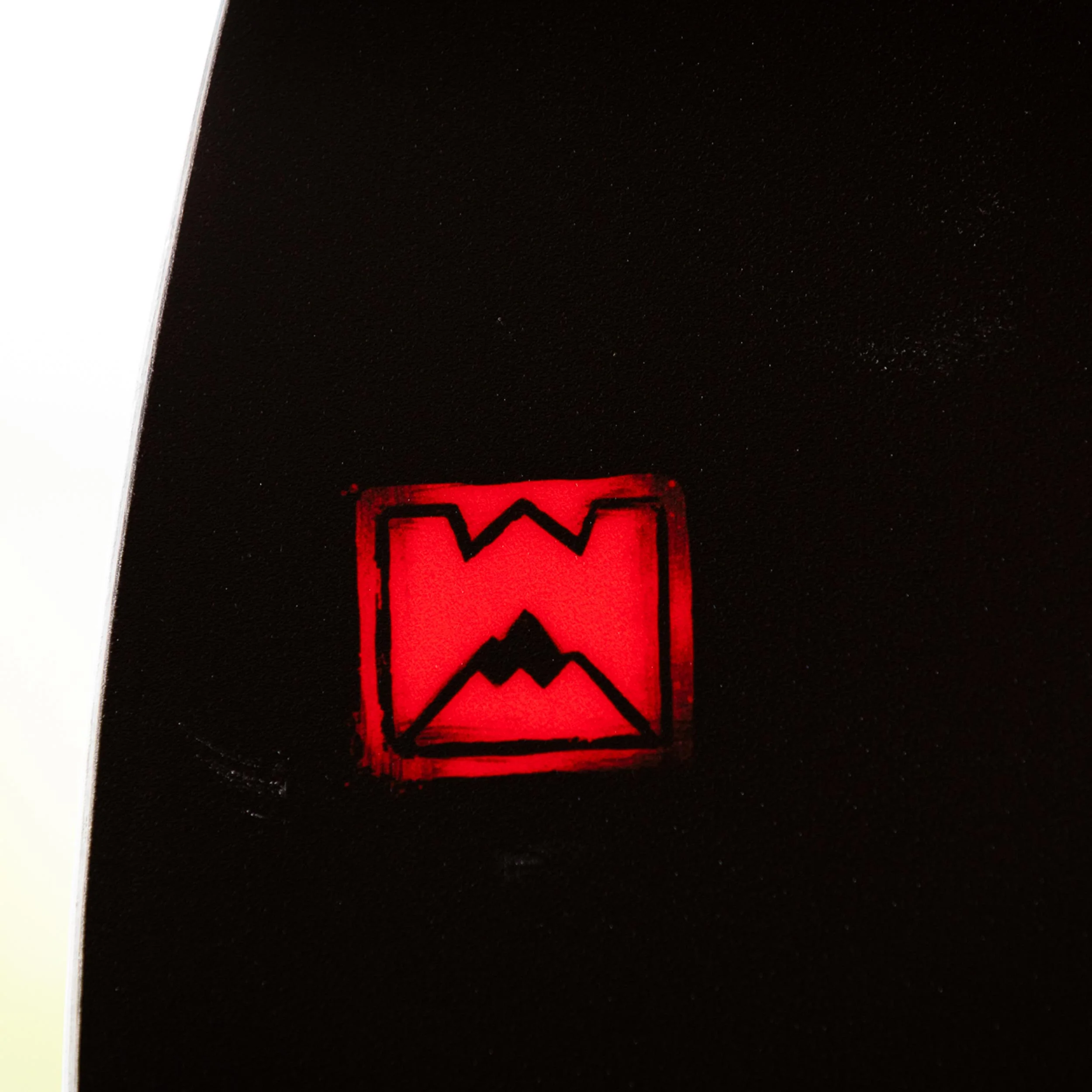 Japow Snowboard x Hokkaido Backcountry Club - Image 4